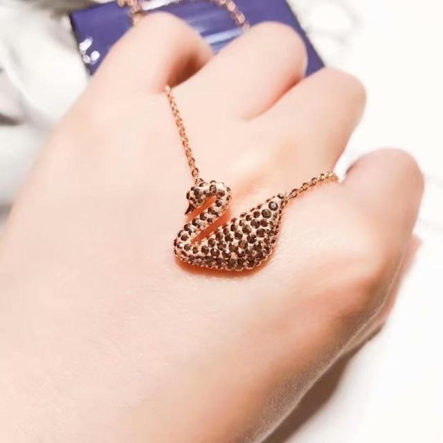 施华洛世奇天鹅项链怎么查询真假,施华洛世奇天鹅项链的寓意是什么