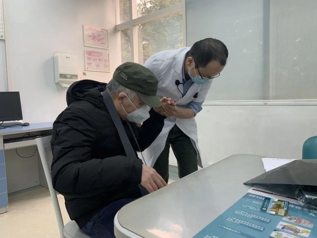 肌张力障碍痉挛如何解决,肌张力障碍的参考文献