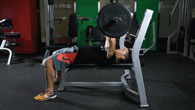 练胸一直没有泵感怎么办,练胸不酸胀了怎么加强度