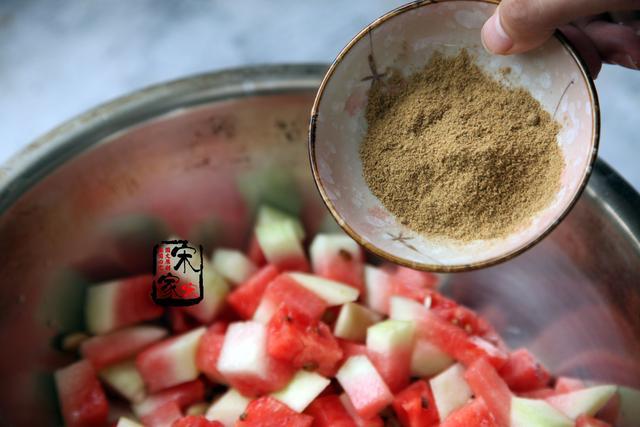 西瓜酱最正宗做法,西瓜酱传统做法小视频