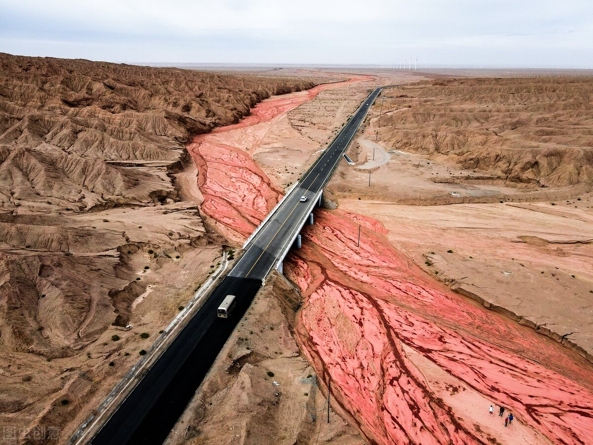 自驾青海沙漠旅游路线攻略,青海七彩丹霞自驾游攻略