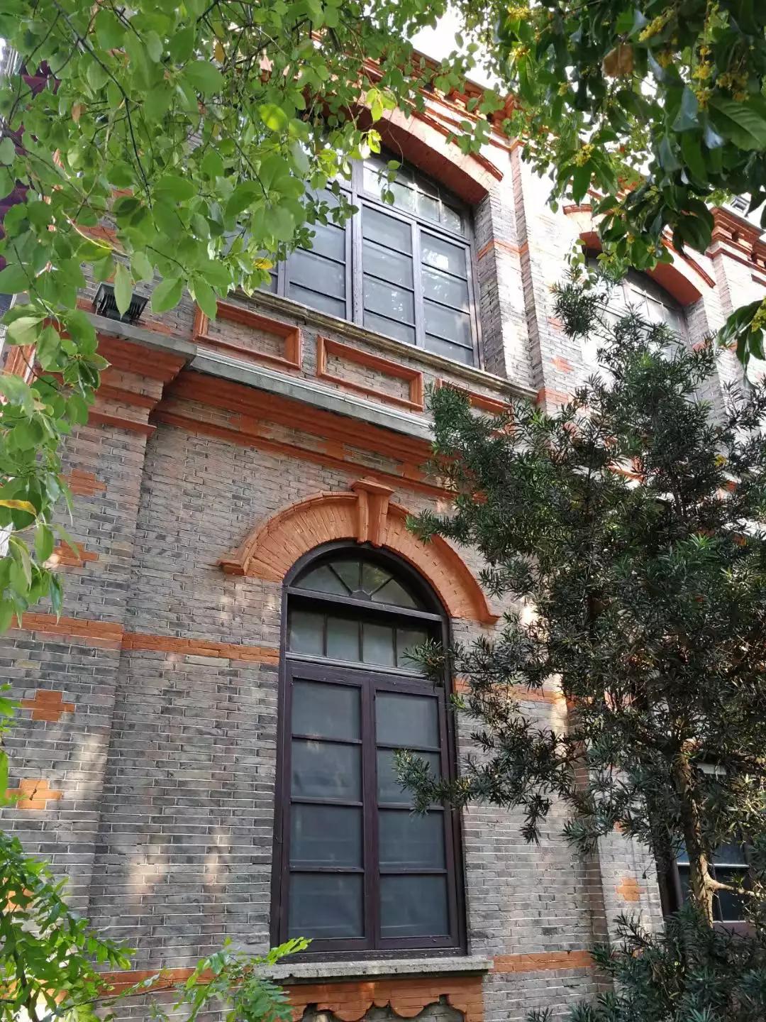 怀念八八年实习过的绍兴二院小阁楼——