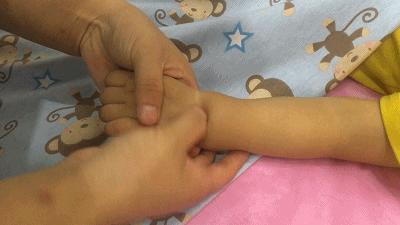 小儿推拿可以治疗感冒咳嗽吗,五个月宝宝感冒发烧小儿推拿