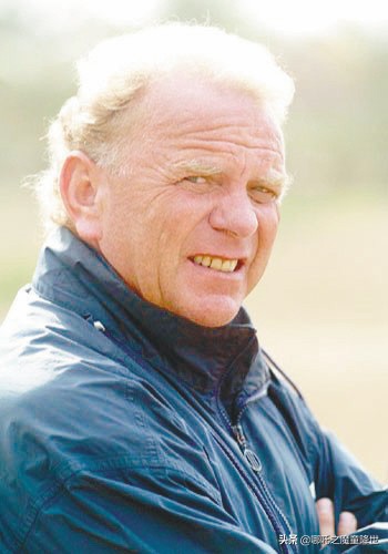 破茧成蝶中国足球的蜕变之路,再次折戟沉沙