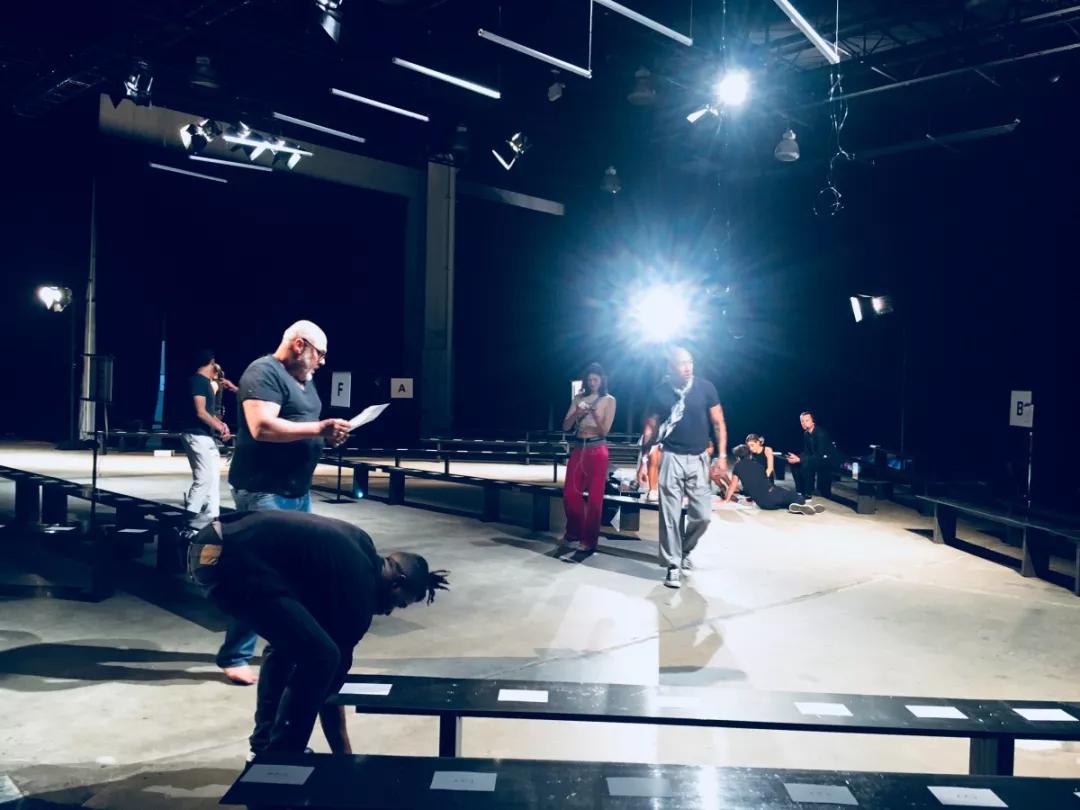 时尚|如何参加纽约时装周?纽约时装周的幕后真相