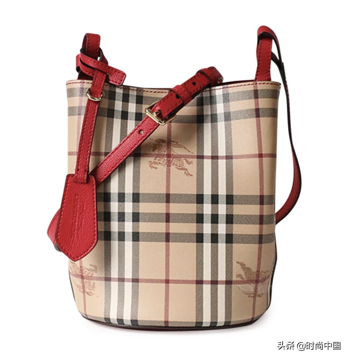 母亲节快乐送个包包给妈妈,母亲节送妈妈什么包包100左右