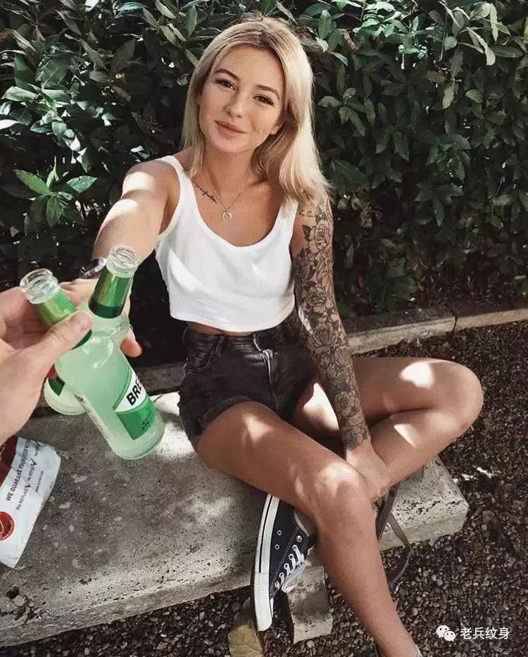 纹身恢复期痒是什么原因,纹身过后痒有什么办法可以止痒