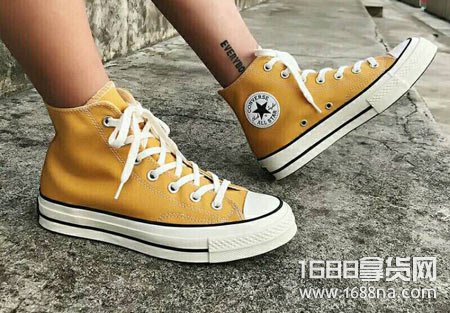 腿粗穿高帮匡威好看吗,腿粗的人穿匡威高帮好看吗