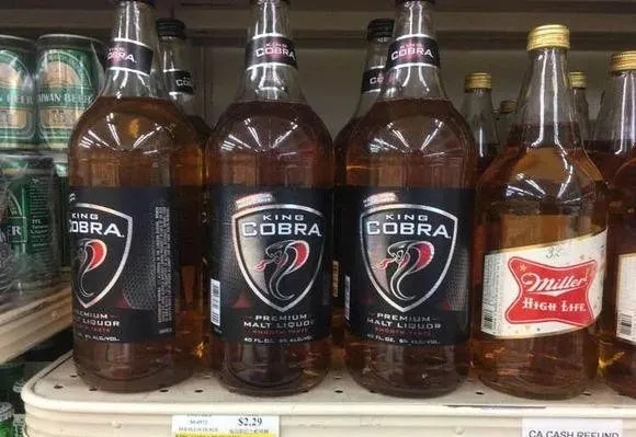 美国中餐馆打hei工的生活，每月收入2万.为好生活远走他乡。