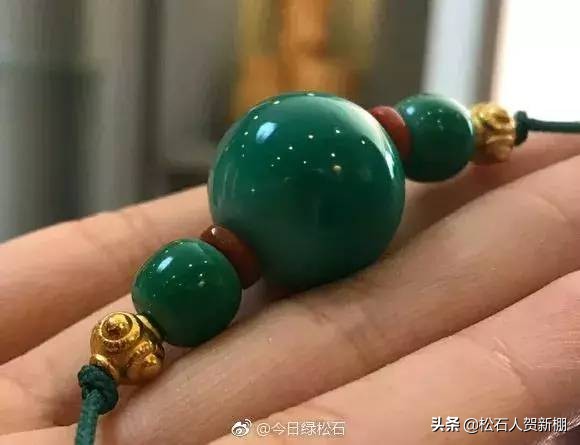 最容易盘出包浆的手串,盘玩包浆后变黑的文玩