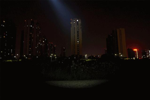 fenix菲尼克斯pd36r强光手电测评,fenixpd36rv2.0战术手电筒