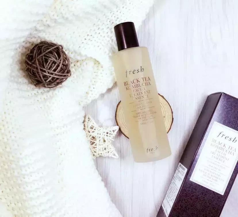 20岁抗氧化精华推荐学生,哪种精华适合三十多岁的年纪