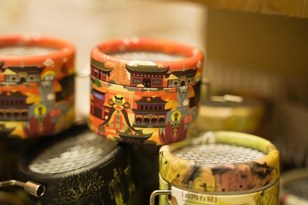 太原钟楼街文创市集,太原钟楼街特产店推荐