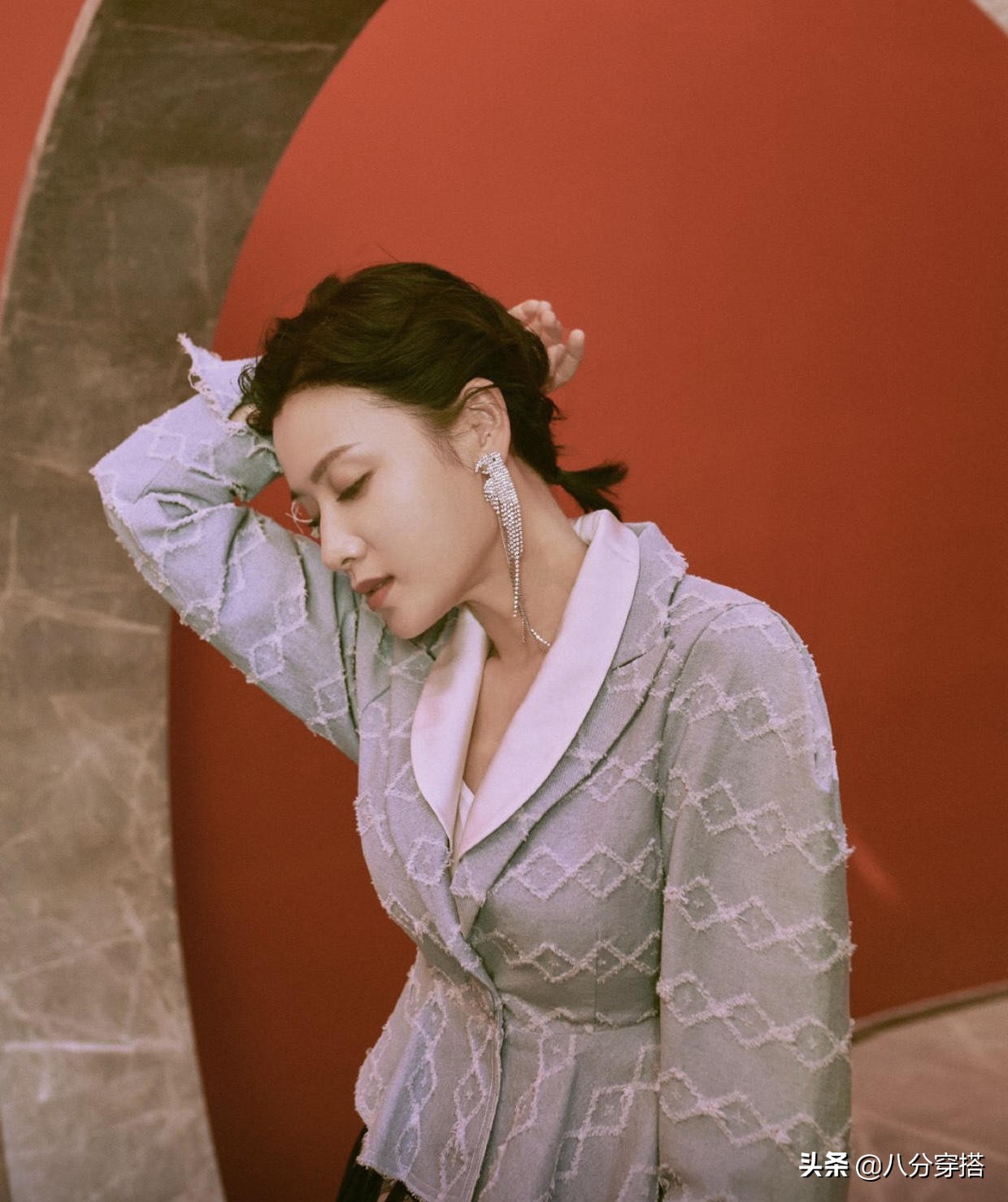 叶一茜穿黑色连衣裙,叶一茜把春季穿搭精髓穿出来了