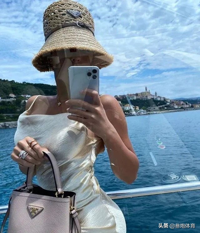 c缃楀拰涔旀不濞滄渶杩戠殑绌胯。,c缃椾箶娌诲绌挎惌