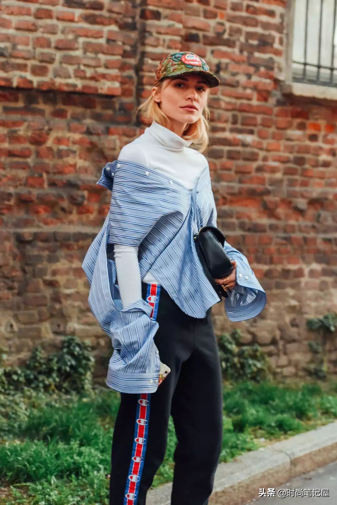 爆款撞色慵懒风毛衣穿搭,毛衣衬衫外套长款慵懒风穿搭