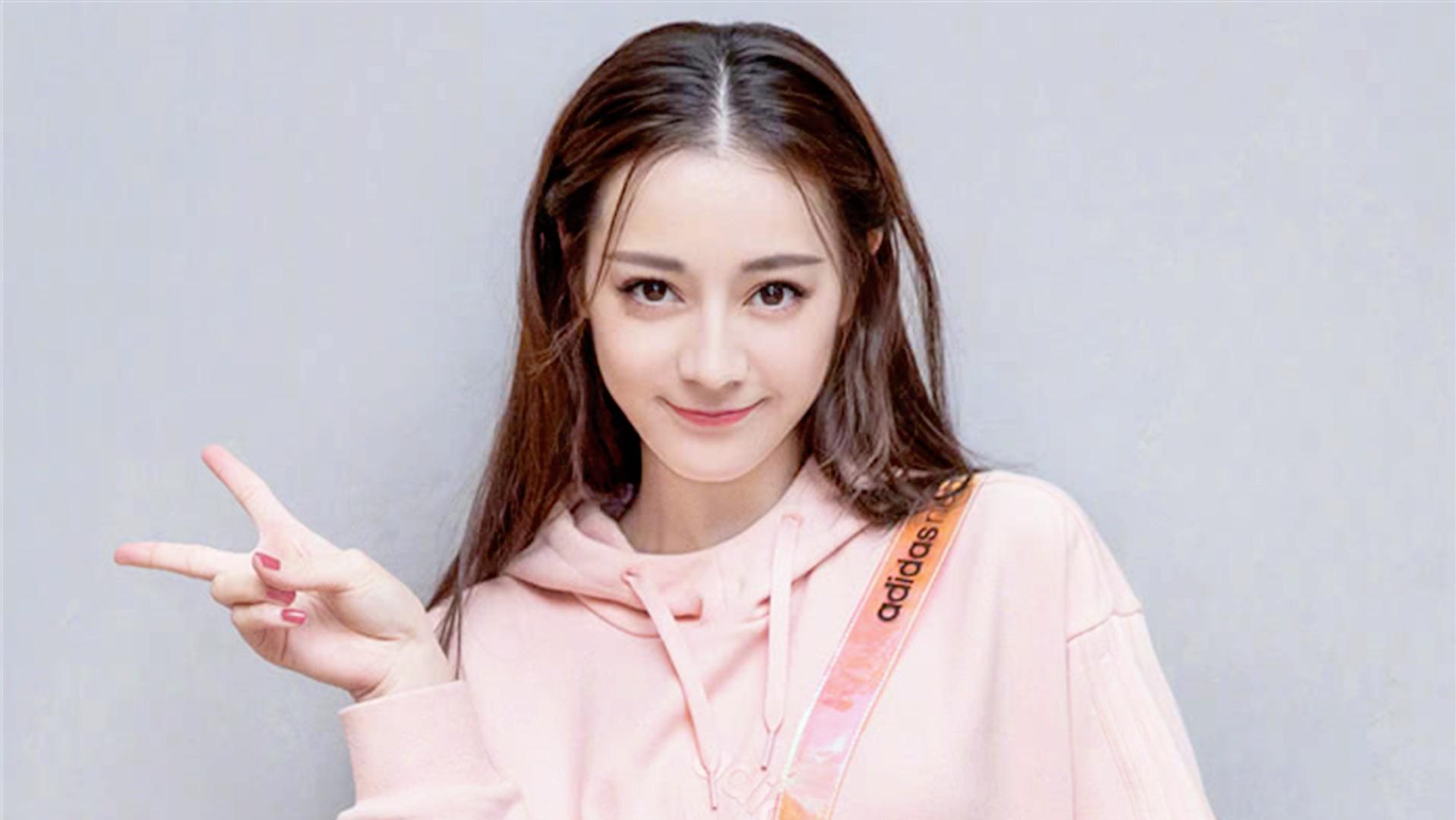 热巴小时候的照片无水印,热巴小时候皮肤