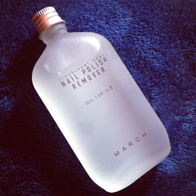 保洁瓷砖不干胶胶印怎么去除,瓷砖上的透明胶印怎么去除