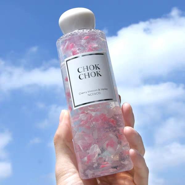 女生约会的千层套路!划到最后有惊喜!来看好闻的暗香少女~