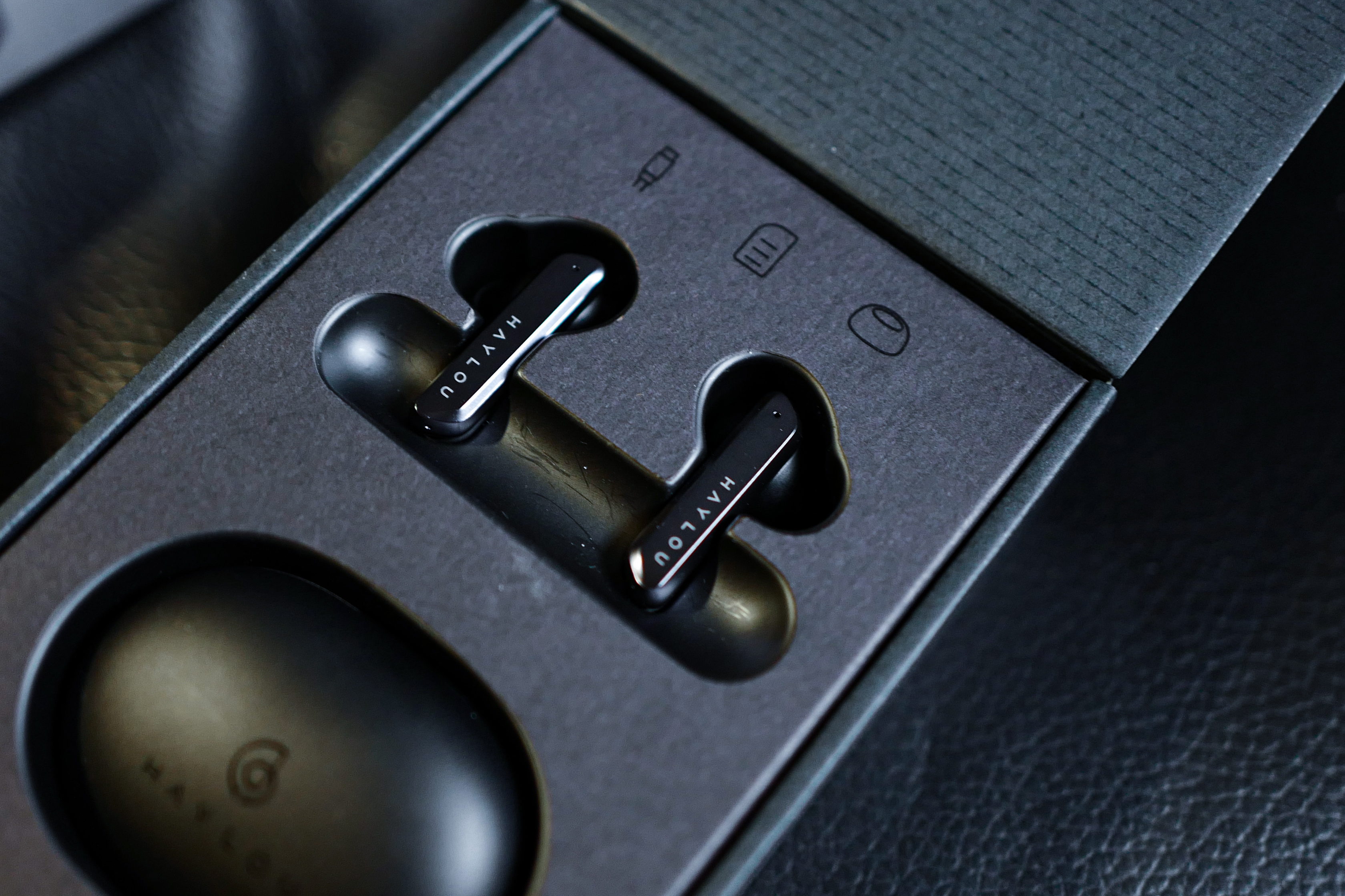 大鲨鱼与airpodspro降噪,降噪效果媲美airpodspro