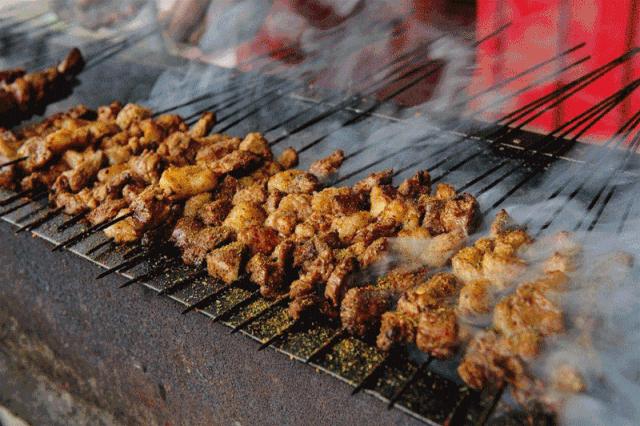 来兰州必须打卡的地方南门夜市,兰州必打卡夜市好去处