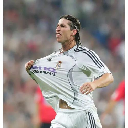 世界足坛十大足球巨星,世界足坛十大球星