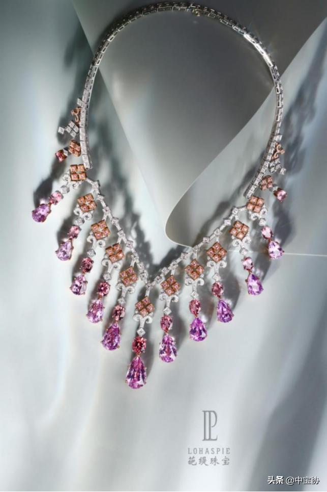 厚积薄发深耕彩宝领域，葩缇珠宝展现十大优势