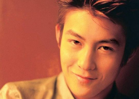 twins阿娇阿sa刚出道的时候的作品,twins阿娇阿sa最近怎么样