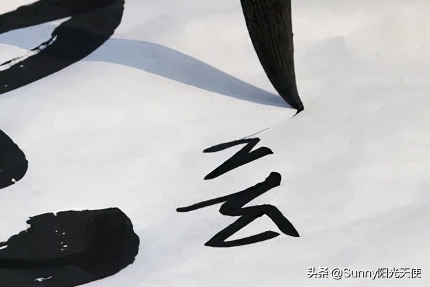 什么？再也不用再花时间磨墨？也不用担心墨汁变臭了？