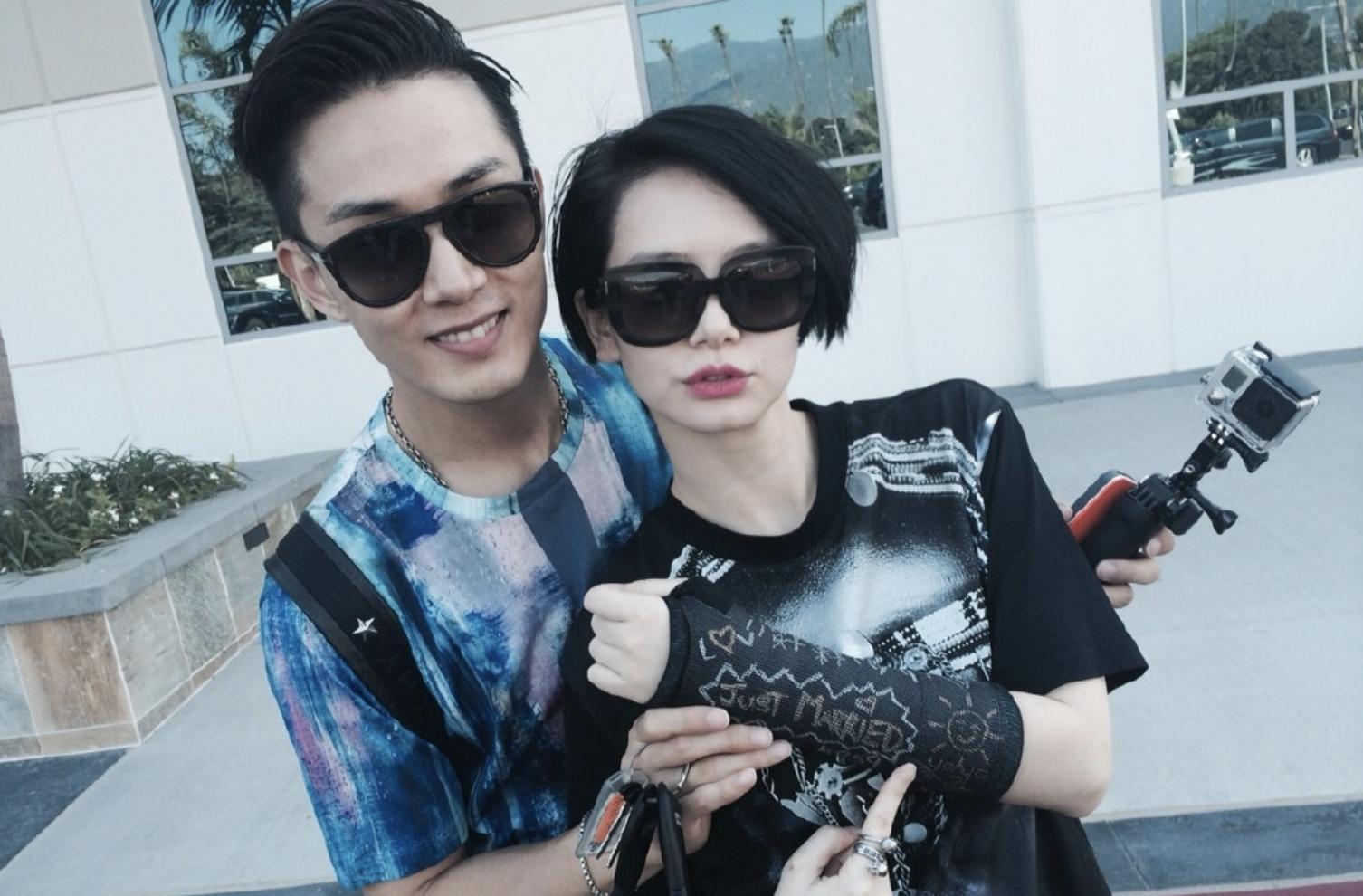 戚薇李承铉机场撒狗粮甜甜现身,李承铉戚薇夫妇撒狗粮秀恩爱