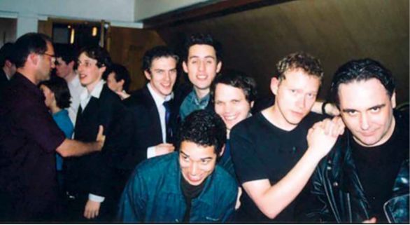 为什么欧美演员素质高,为什么欧美男演员普遍高大