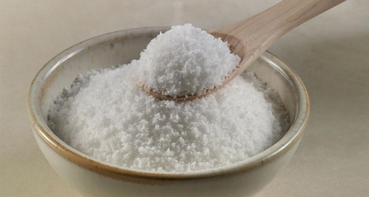 食盐和白醋一起用能杀菌吗,食盐和白醋有固定颜色的功效吗