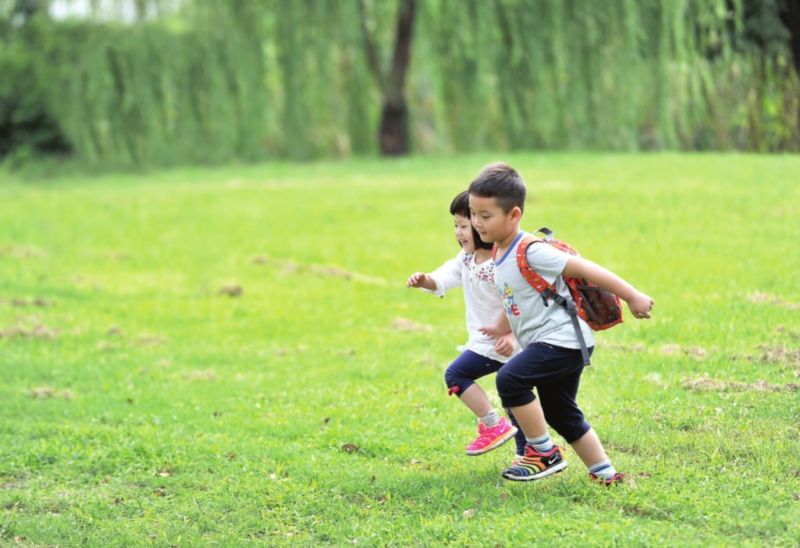 孩子不听话让家长抓狂的图片,孩子最让家长头疼的三件事