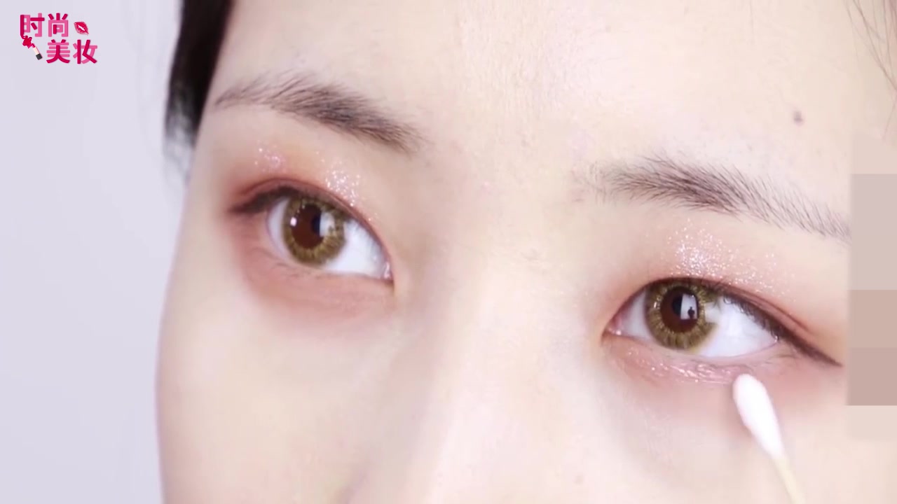 化妆的正确步骤初学者简单视频,化妆技巧初学化妆视频