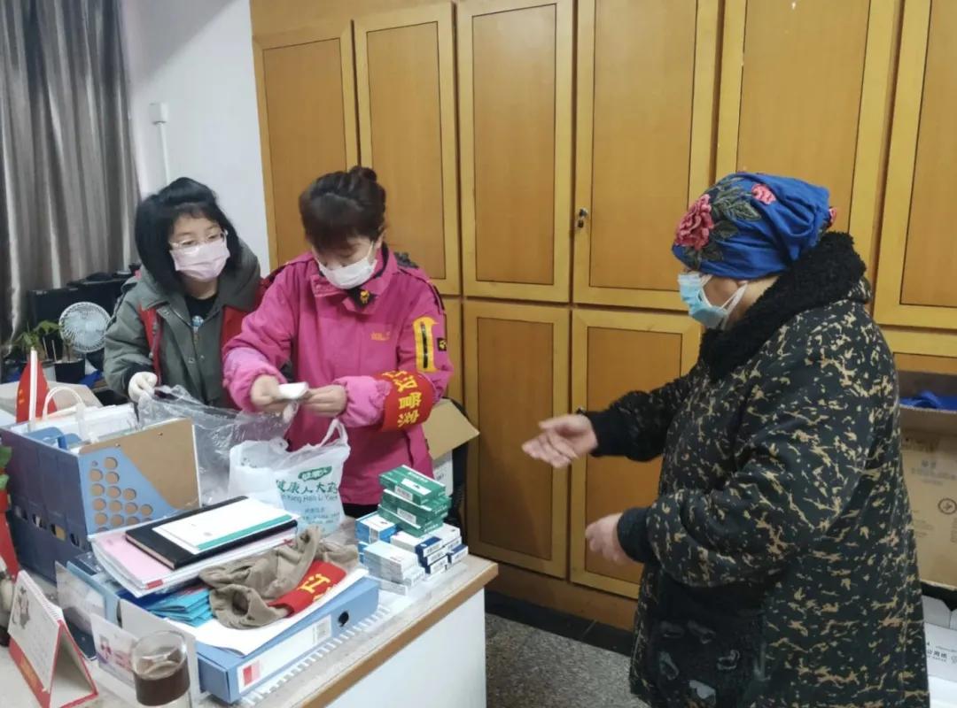 疫情防控我们在值守,防控疫情我们在一线