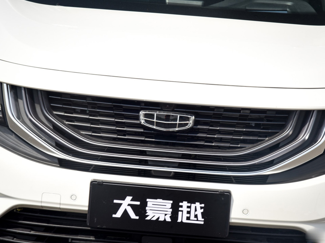 豪越和瑞虎8七座哪个省油,豪越和瑞虎8哪个更值得入手