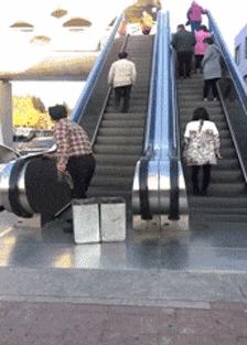 刚从后院挖出来的,大家帮我鉴定一下,我是不是要发财了?