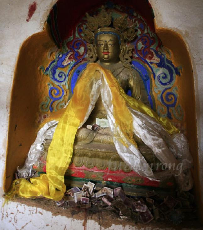 马蹄寺三十三天石窟因何得名,马蹄寺有个三十三天石窟