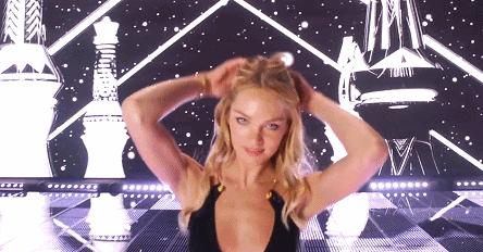 产后胸部干瘪下垂怎么恢复挺拔,恢复产后胸下垂动作