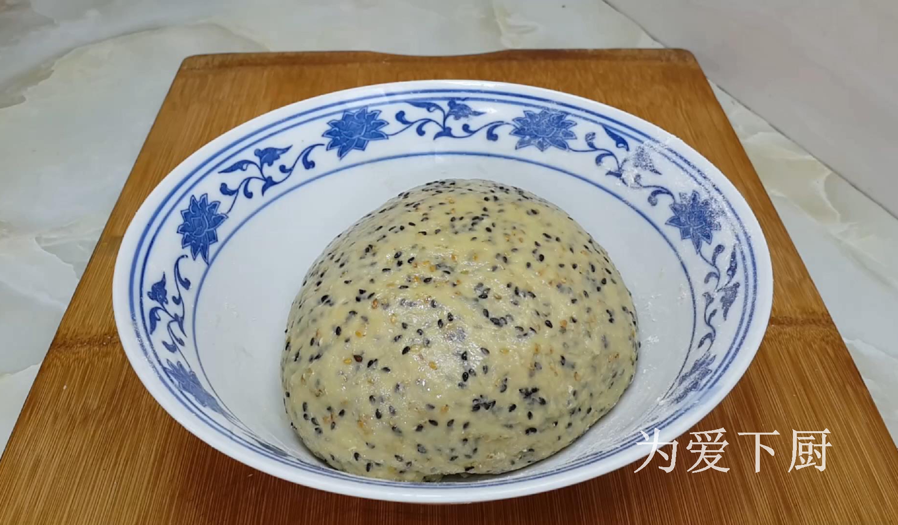 4个鸡蛋炒一个西红柿,鸡蛋炒什么小朋友和大人最爱吃