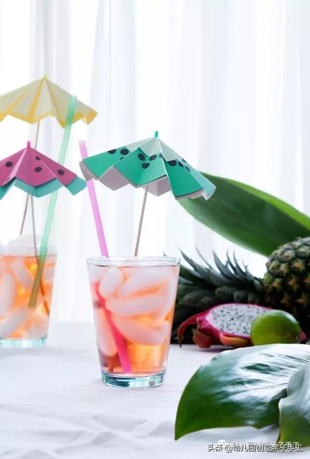 手工小伞可以折叠不用双面胶,幼儿园简单手工雨中小伞