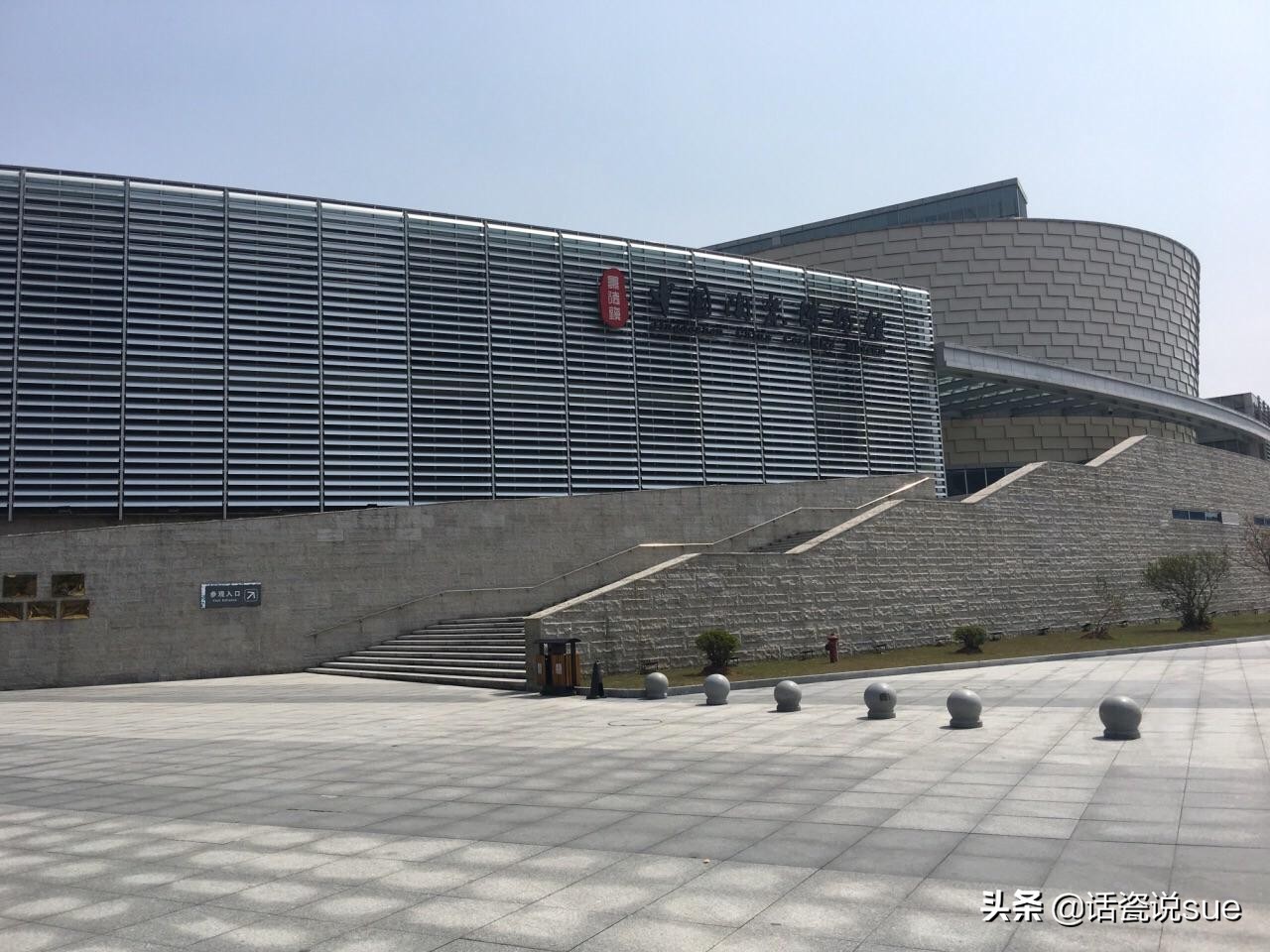 景德镇陶瓷官窑参观欣赏,景德镇陶瓷种类青花瓷