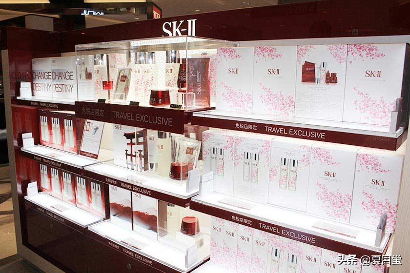 日本药妆店必买水乳,日本药妆店卖生活用品吗