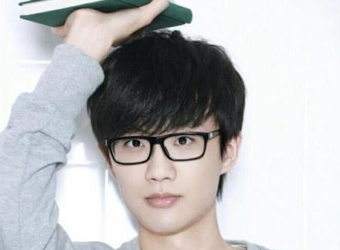 十年前的音乐才子许嵩有多火,音乐才子许嵩最好听的几首歌