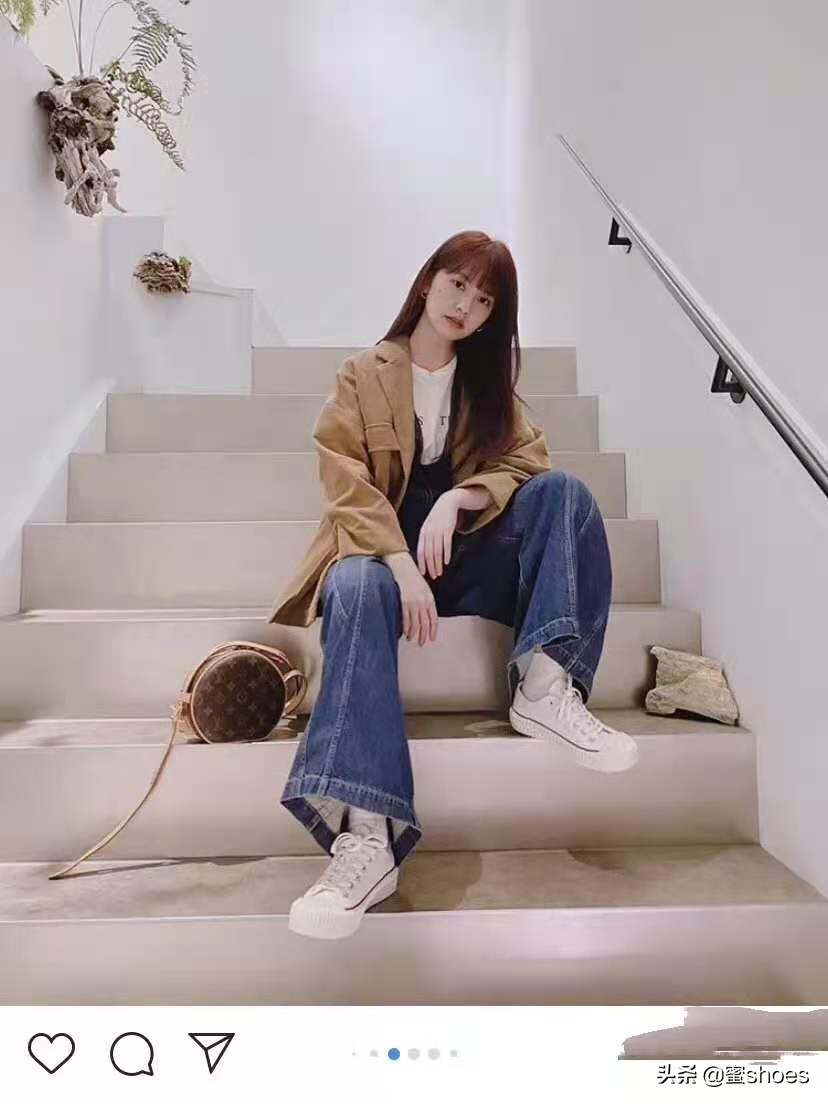 杨丞琳巴黎街拍鞋子是什么牌子的,杨丞琳同款鞋子nike