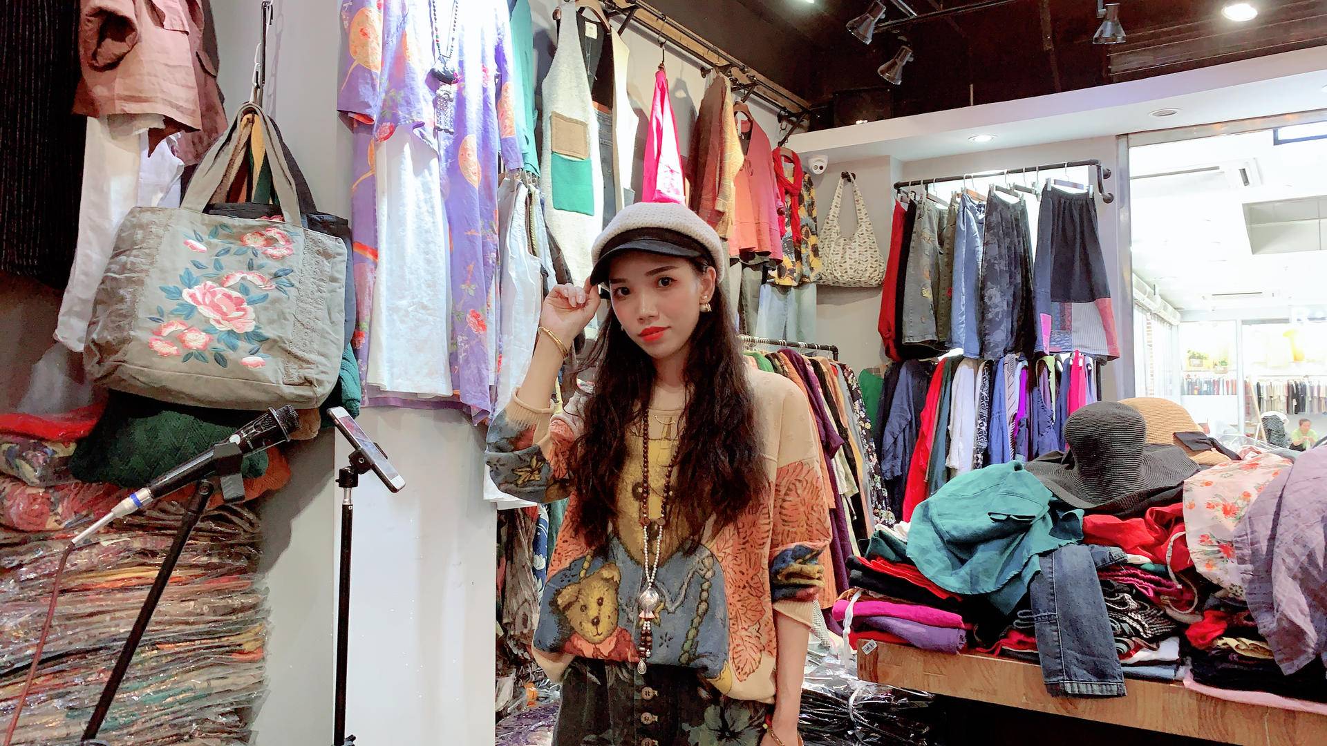 20岁的阿里,阿里和他的朋友们