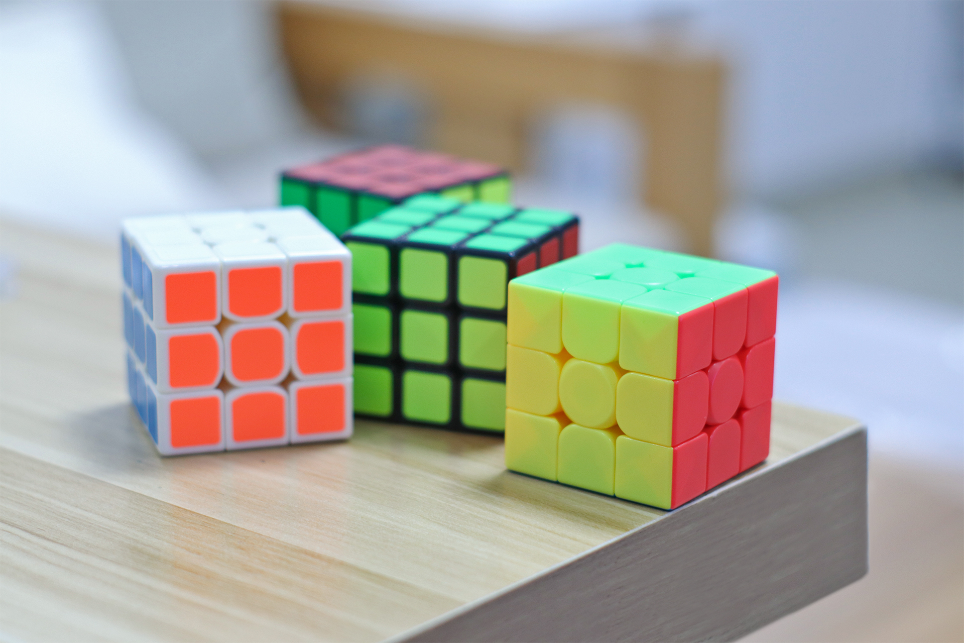 魔方新手入门超顺滑磁力板,磁力魔方pk普通魔方