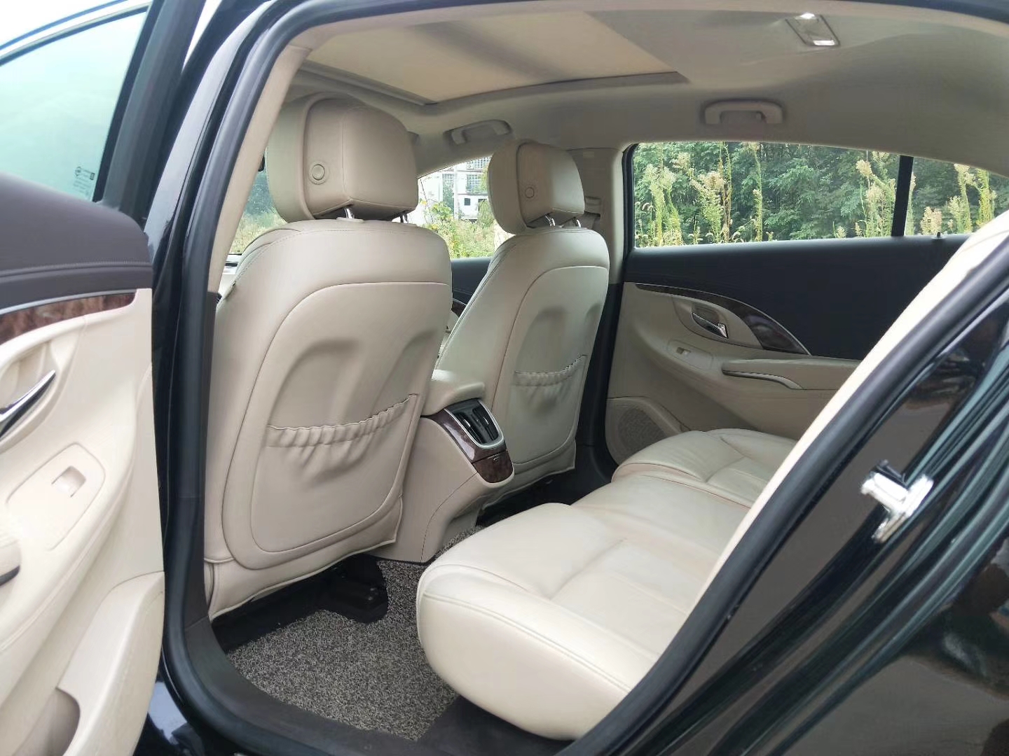 2010款别克君越,美系商务车