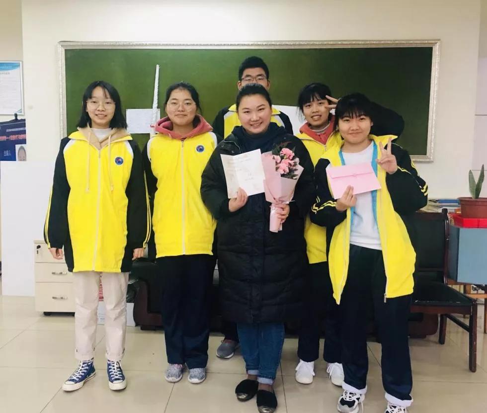 高新区公立高完中标杆校！4位教师诠释“低进高出”背后的坚守