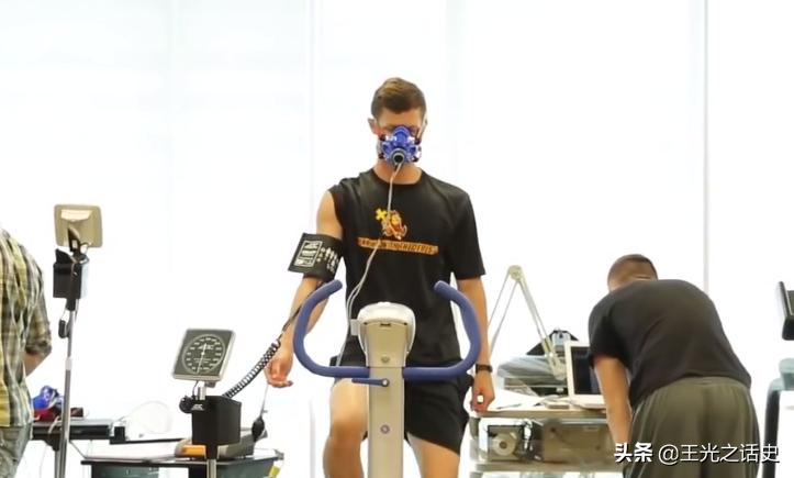 没有美元别做美国梦？世界第一的美国，教育为什么那么贵